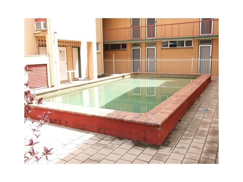 7/186 Lake Street, Cairns North QLD 4870