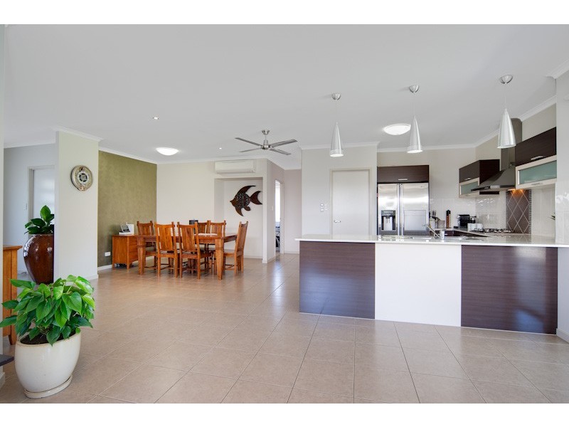 4 Mount Close, Edmonton QLD 4869