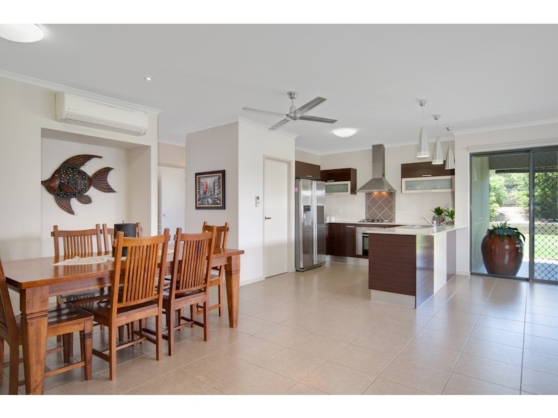 4 Mount Close, Edmonton QLD 4869