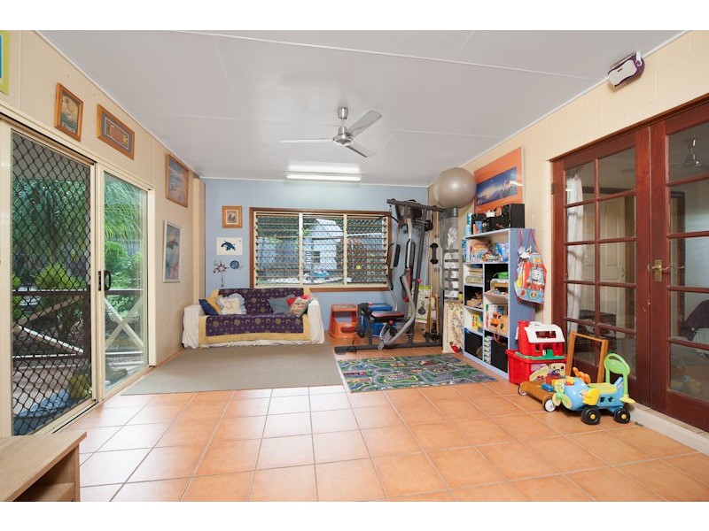 5 Normanby Close, Mount Sheridan QLD 4868