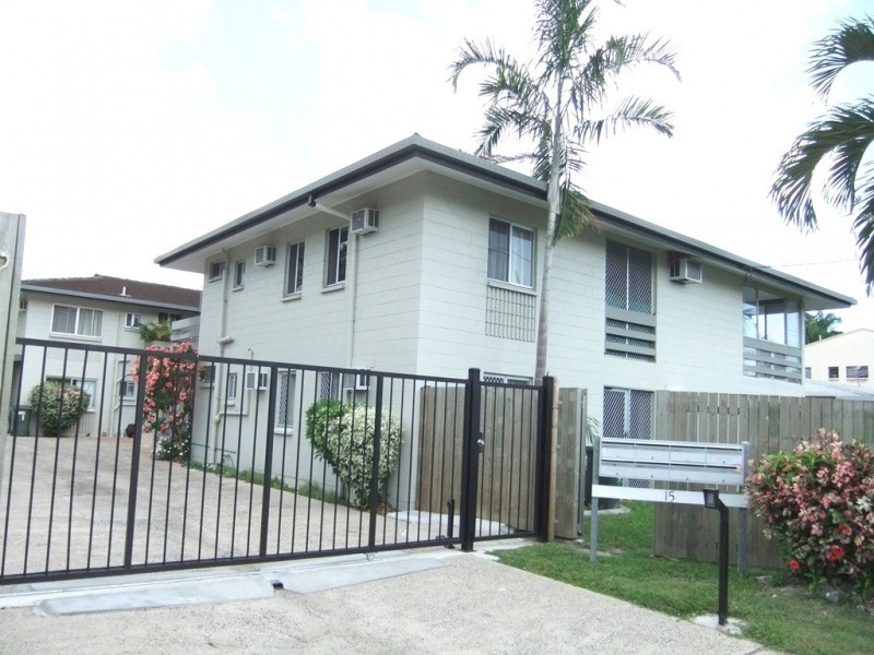 7/15 Pioneer Street, Manoora QLD 4870