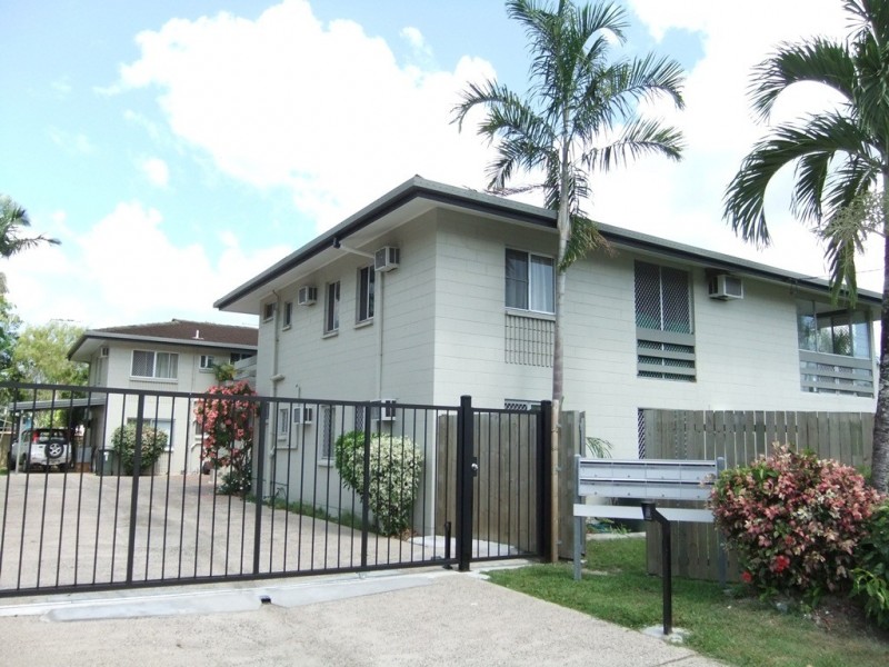 7/15 Pioneer Street, Manoora QLD 4870