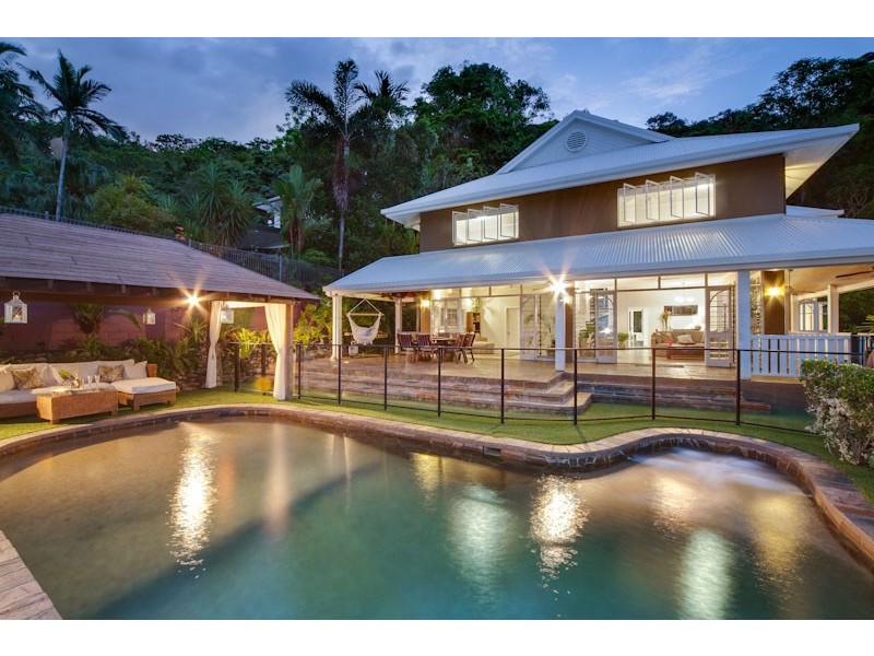 118 Nolan Street, Whitfield QLD 4870