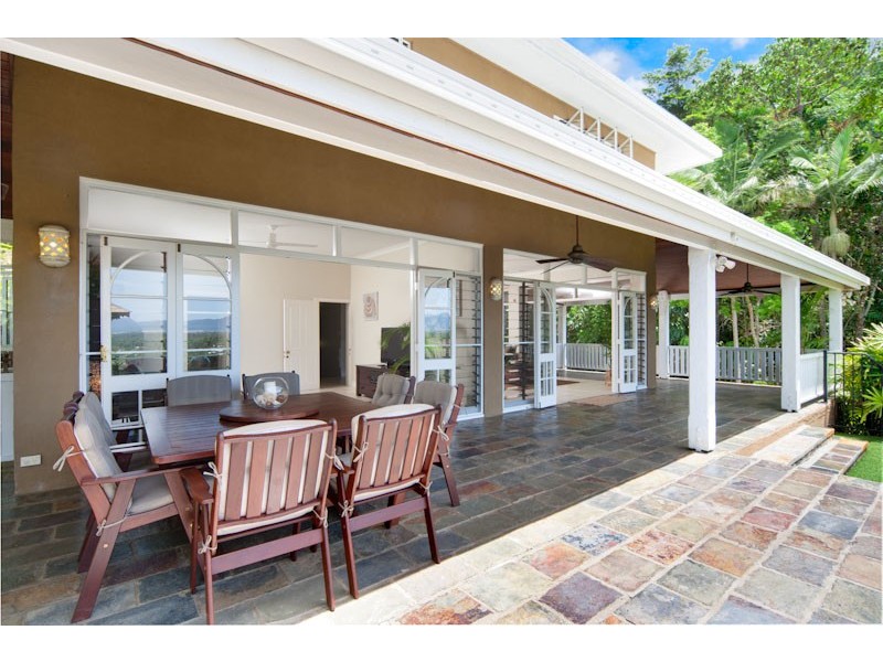 118 Nolan Street, Whitfield QLD 4870