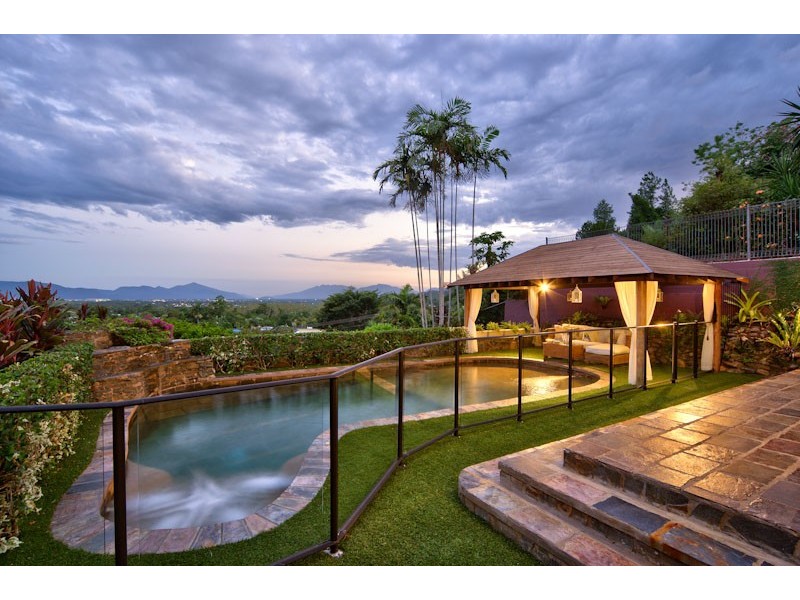 118 Nolan Street, Whitfield QLD 4870