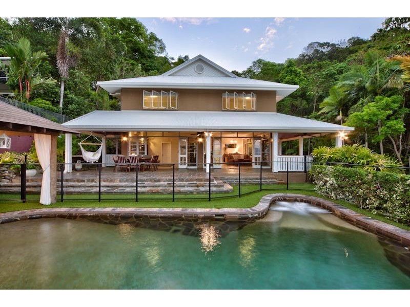 118 Nolan Street, Whitfield QLD 4870
