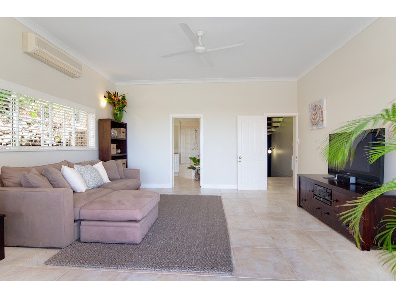 118 Nolan Street, Whitfield QLD 4870
