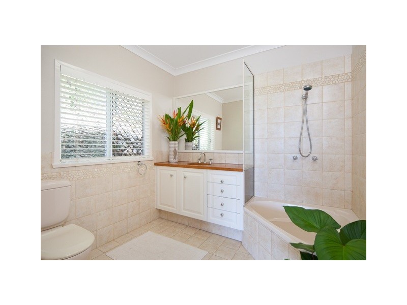 118 Nolan Street, Whitfield QLD 4870