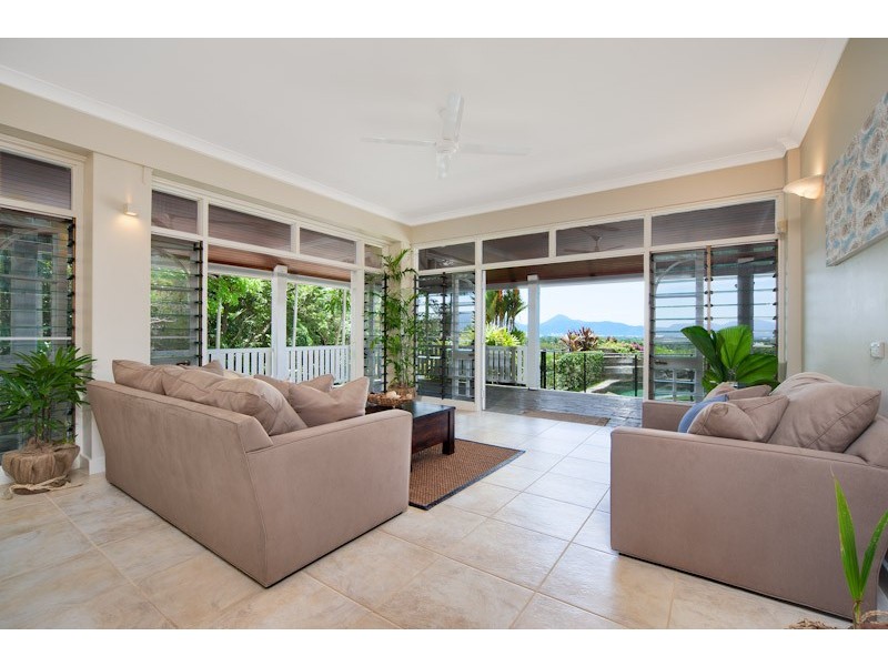 118 Nolan Street, Whitfield QLD 4870