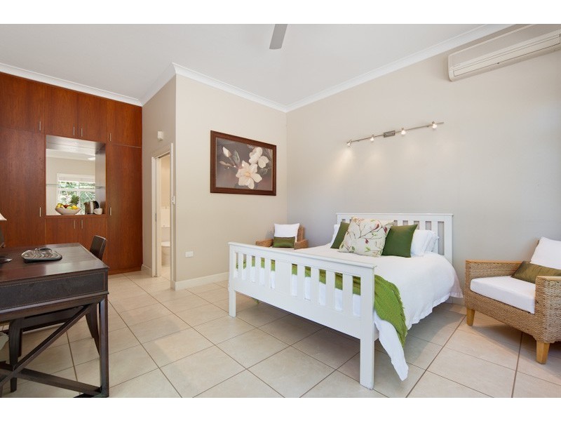 118 Nolan Street, Whitfield QLD 4870