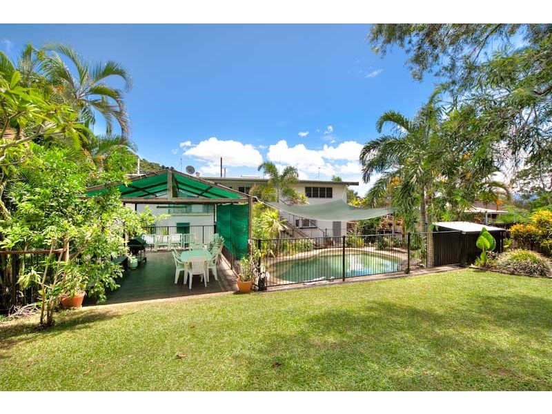 83 Mansfield Street, Earlville QLD 4870