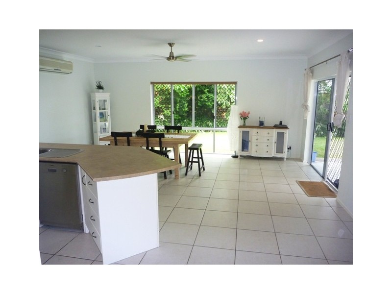 28 St Crispin Street, Clifton Beach QLD 4879