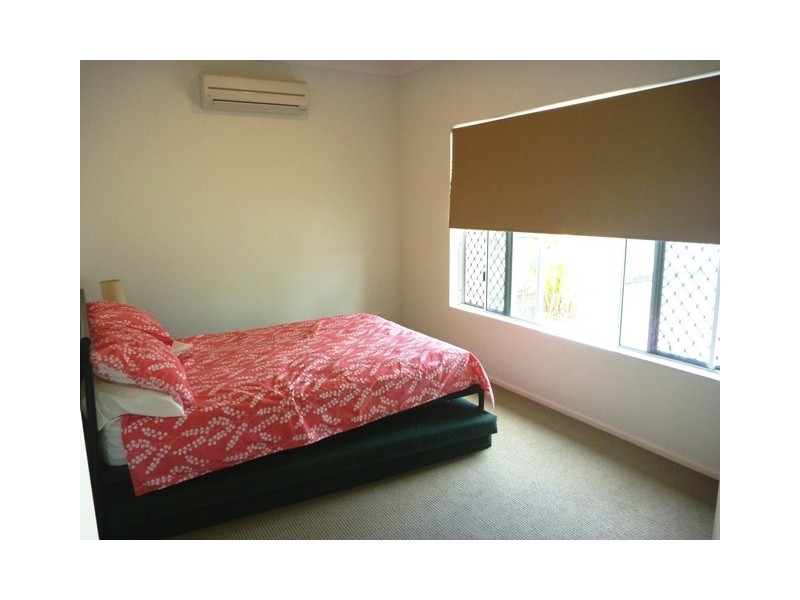 28 St Crispin Street, Clifton Beach QLD 4879