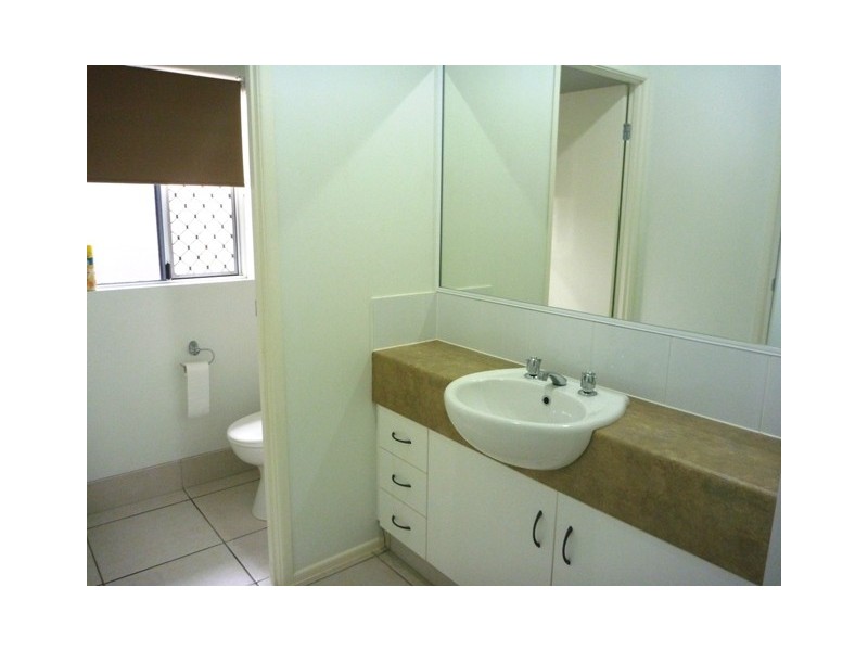 28 St Crispin Street, Clifton Beach QLD 4879