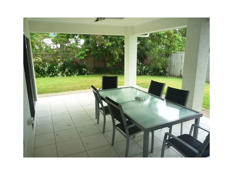 28 St Crispin Street, Clifton Beach QLD 4879