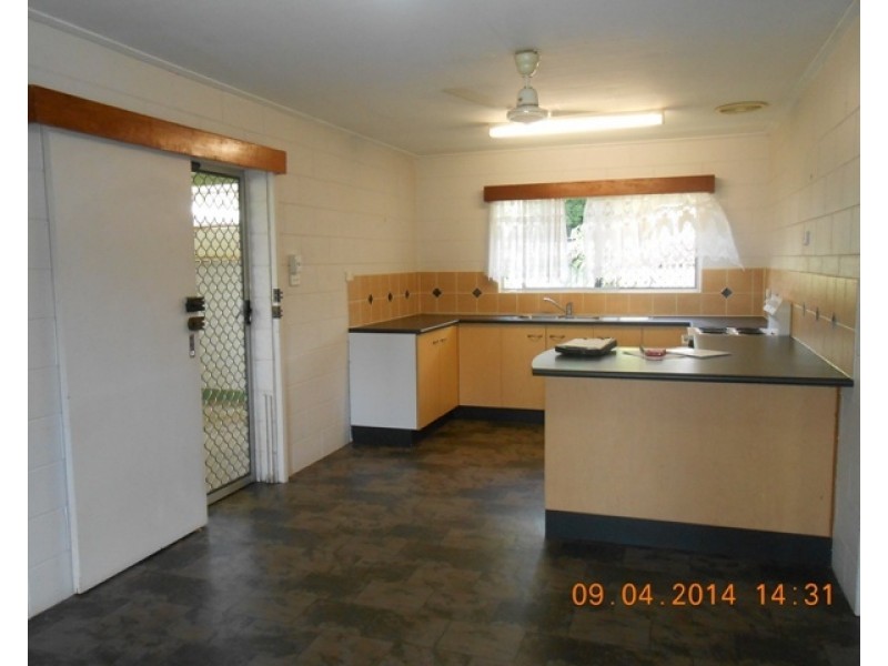 2/7 Mahogany Street, Manoora QLD 4870