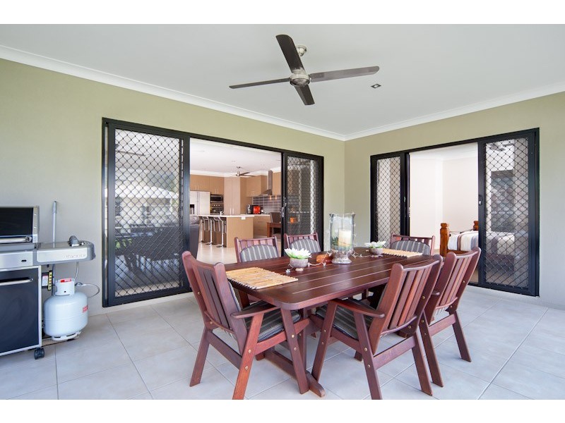 13 Roderick Street, Bentley Park QLD 4869