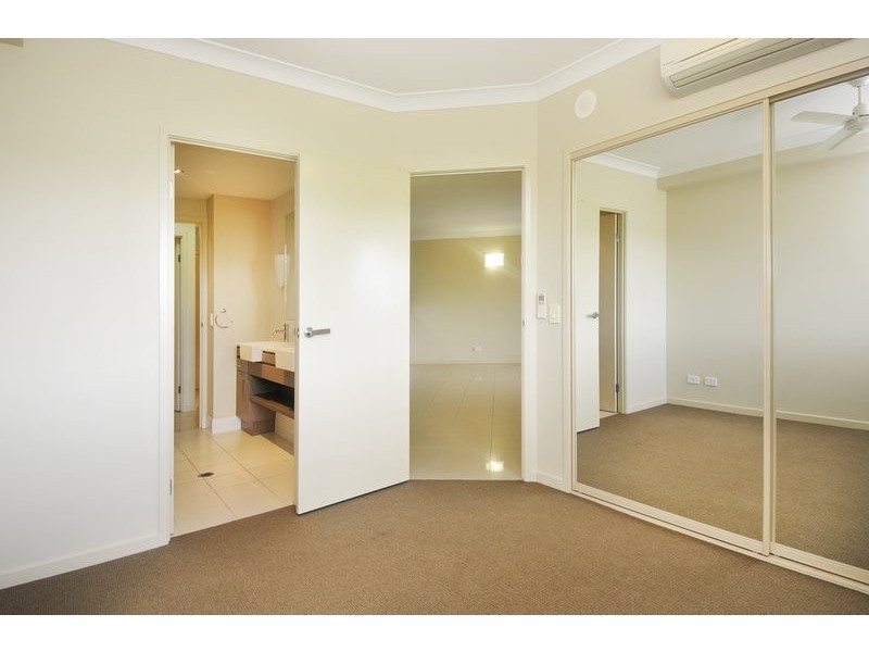 772/12 Gregory Street, Westcourt QLD 4870