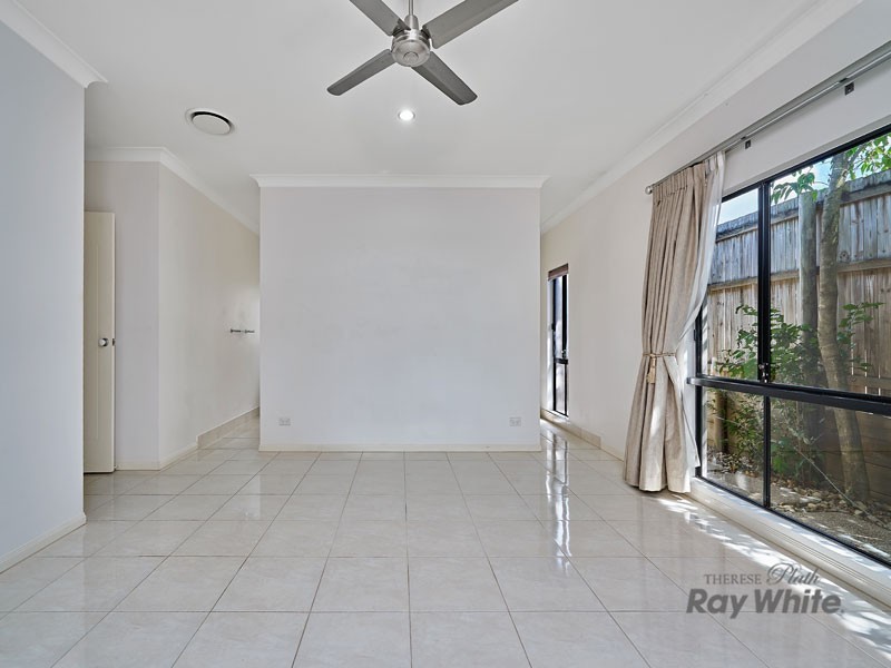 10 Shelbourne Street, Bentley Park QLD 4869