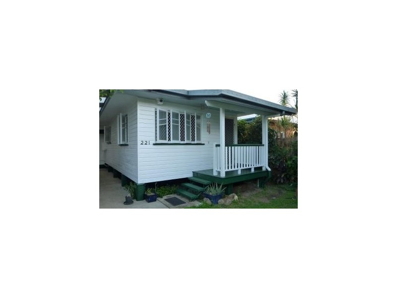 221 Spence Street, Cairns QLD 4870