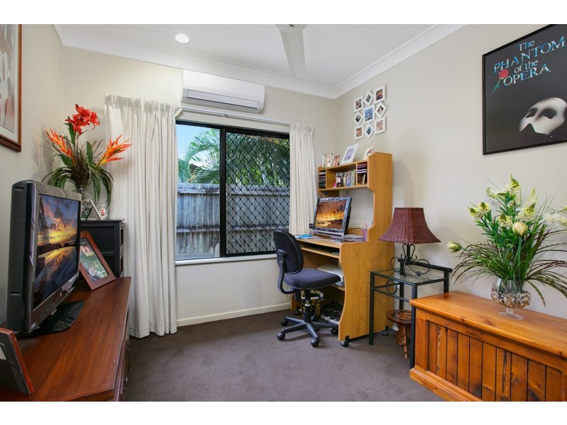 10 Ellibank Close, Edmonton QLD 4869