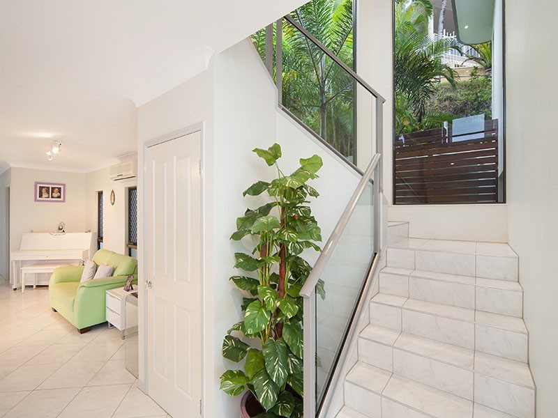 4 Knott Court, Whitfield QLD 4870