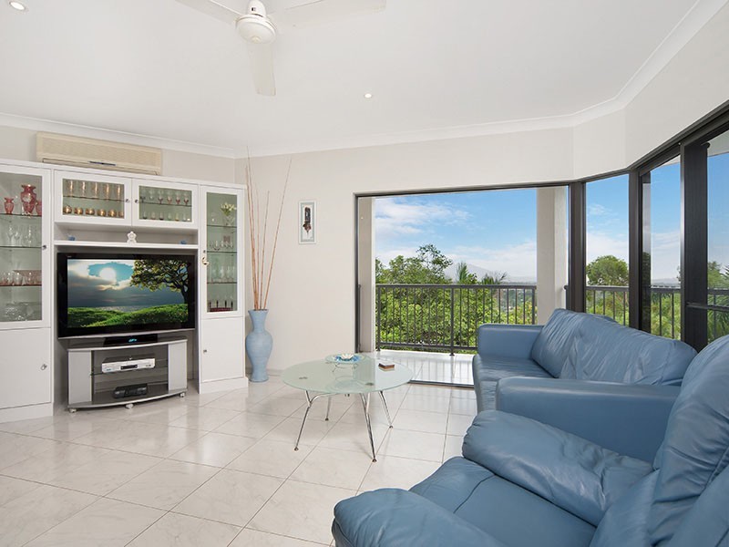 4 Knott Court, Whitfield QLD 4870