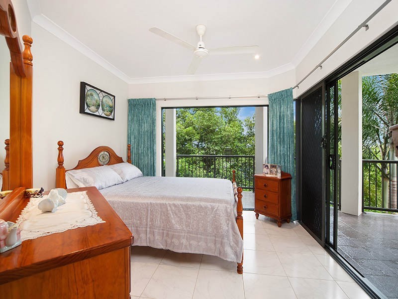 4 Knott Court, Whitfield QLD 4870