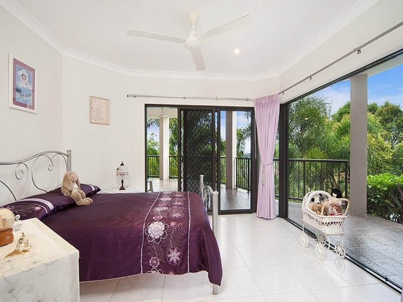 4 Knott Court, Whitfield QLD 4870