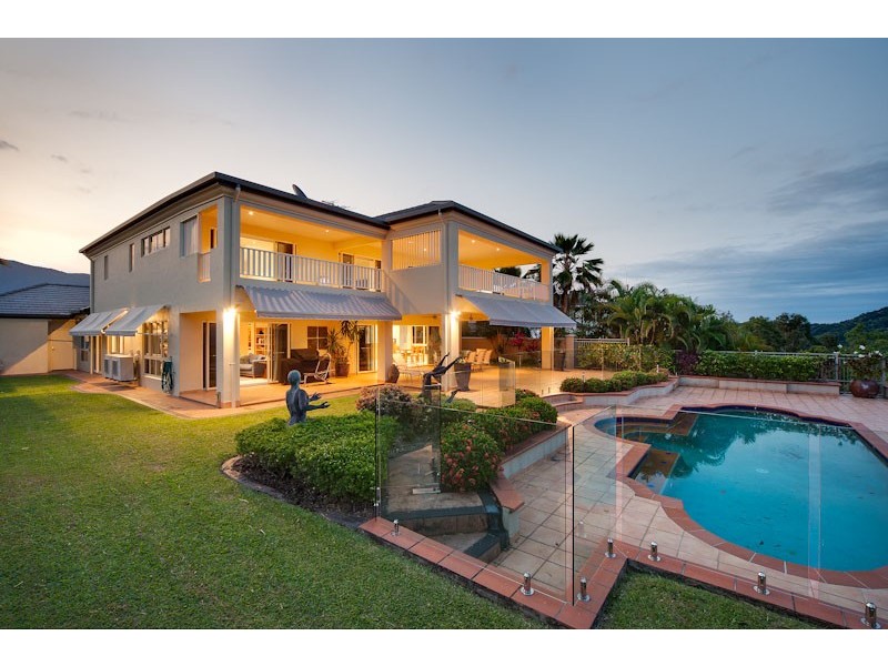 4 The Peak, Brinsmead QLD 4870