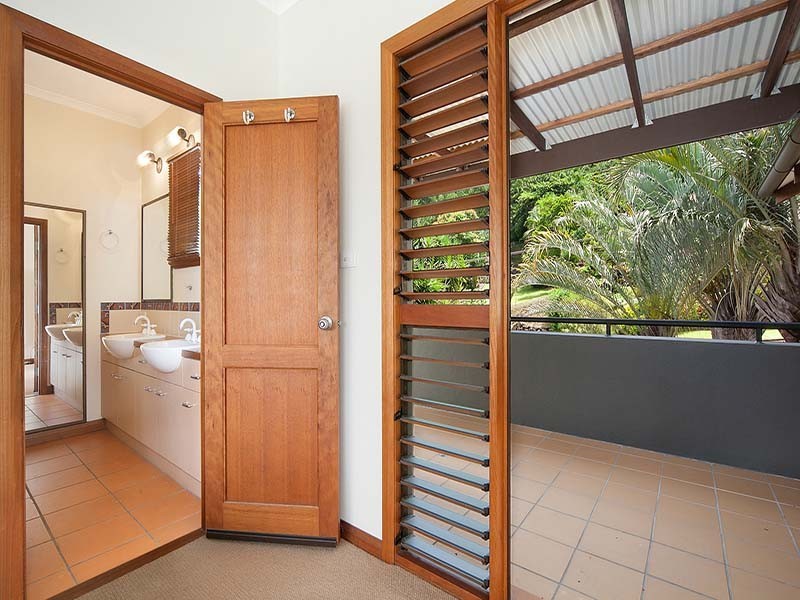 50 Sydney Street, Bayview Heights QLD 4868