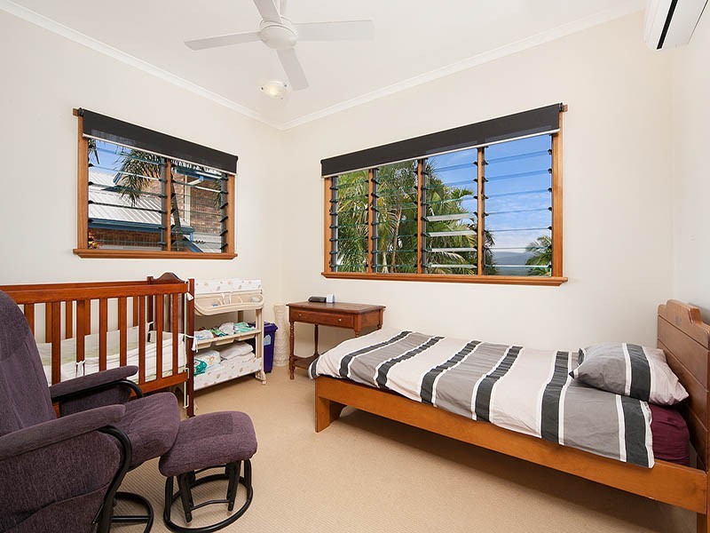 50 Sydney Street, Bayview Heights QLD 4868