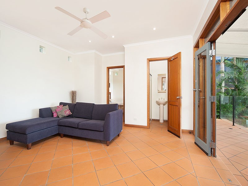 50 Sydney Street, Bayview Heights QLD 4868