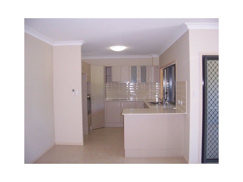 Manoora QLD 4870