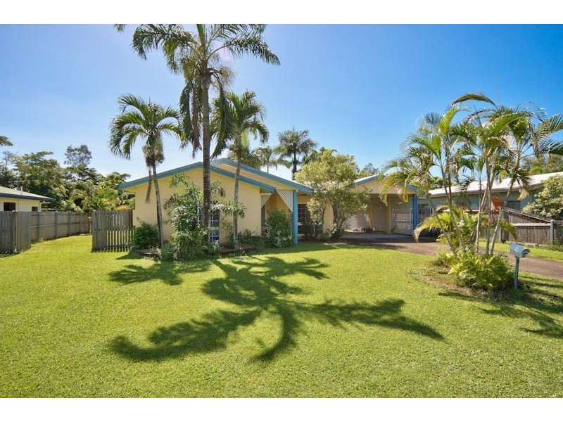 20 Golden Grove Drive, Bentley Park QLD 4869