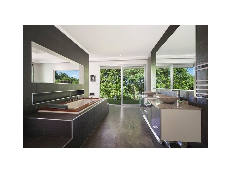 70 Falcon Street, Bayview Heights QLD 4868