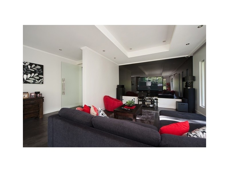 70 Falcon Street, Bayview Heights QLD 4868