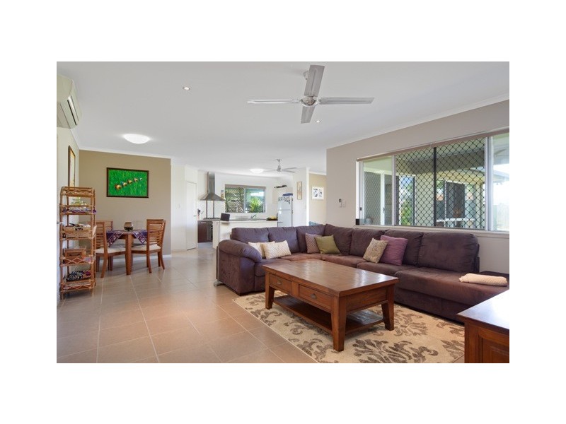 9 Denmark Street, Edmonton QLD 4869