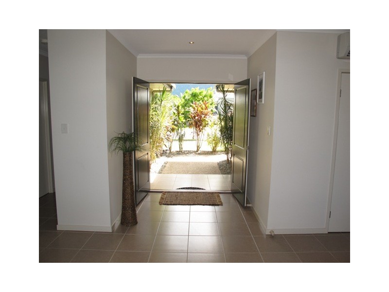 9 Denmark Street, Edmonton QLD 4869