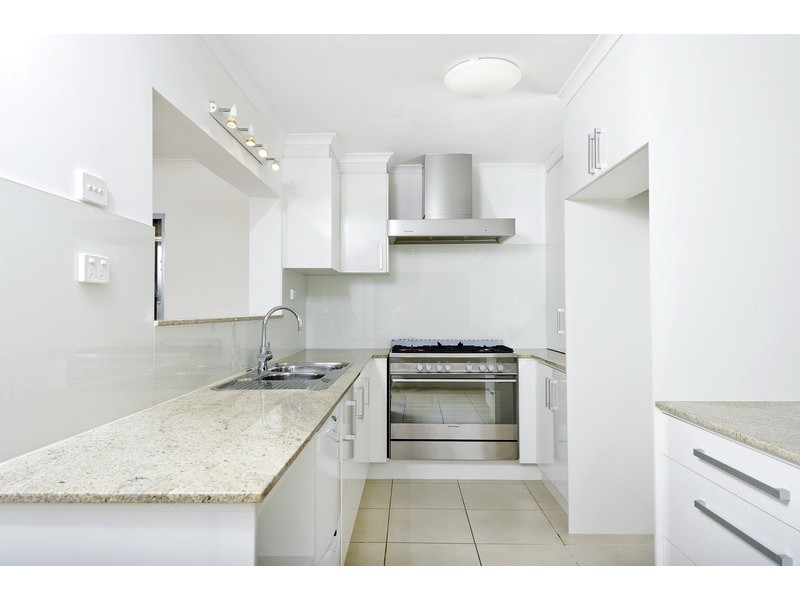 1 Torrance Avenue, Edge Hill QLD 4870