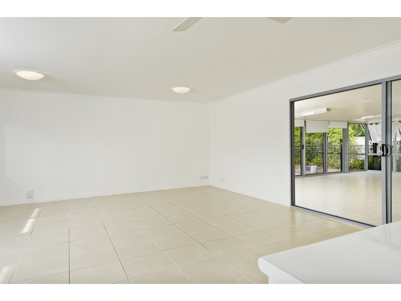 1 Torrance Avenue, Edge Hill QLD 4870