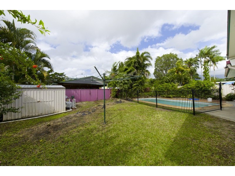 1 Torrance Avenue, Edge Hill QLD 4870