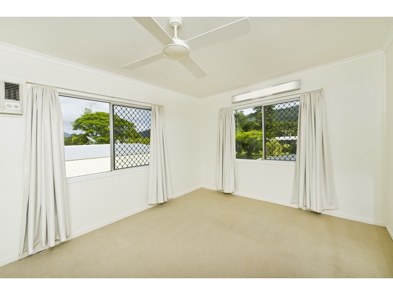 1 Torrance Avenue, Edge Hill QLD 4870