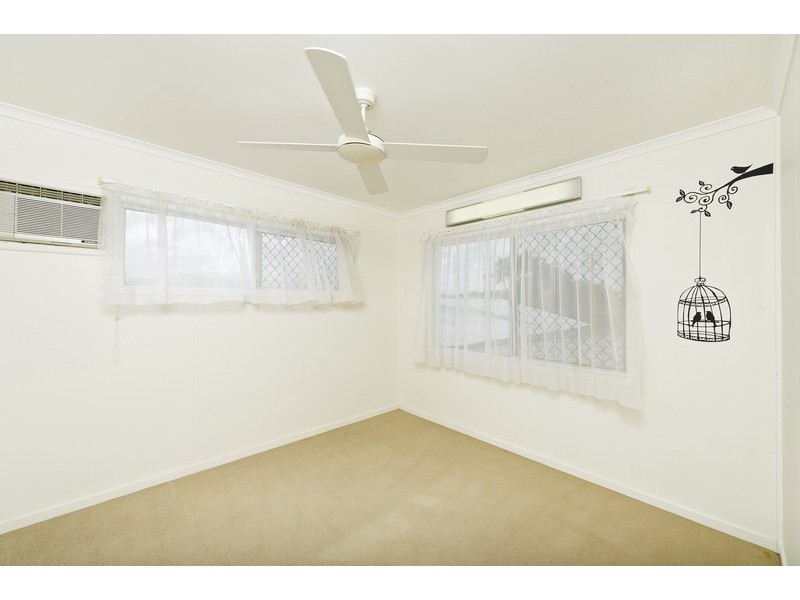 1 Torrance Avenue, Edge Hill QLD 4870