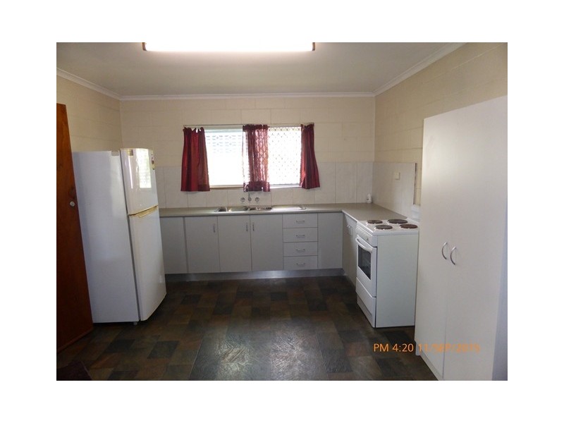 Westcourt QLD 4870