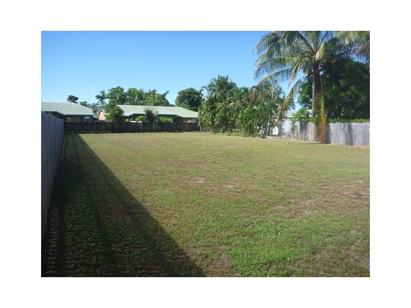 66 Birch Street, Manunda QLD 4870