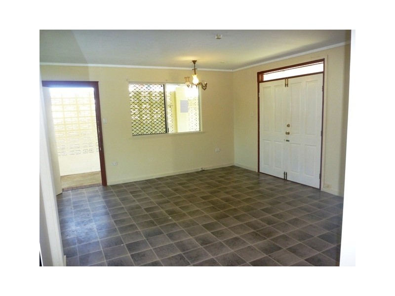 66 Birch Street, Manunda QLD 4870