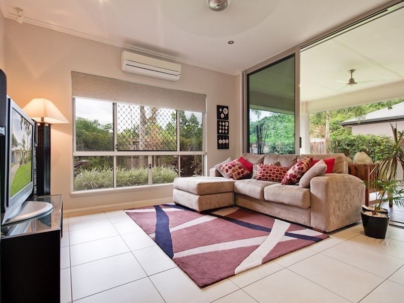 11 Lum Jim Street, Redlynch QLD 4870