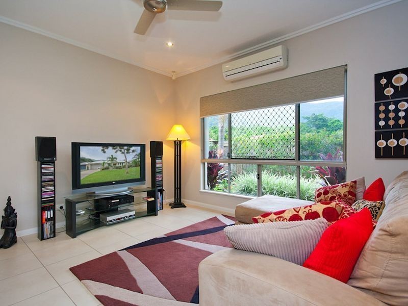 11 Lum Jim Street, Redlynch QLD 4870