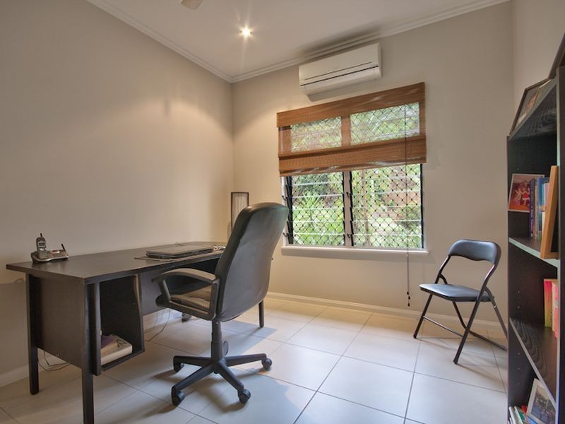 11 Lum Jim Street, Redlynch QLD 4870